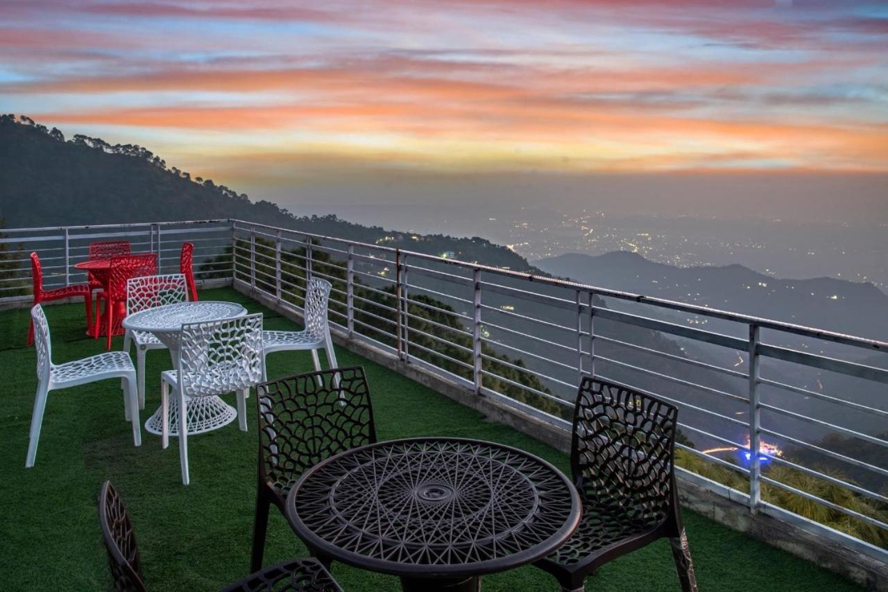 Urban Wave 2Bed Rooms By The North Edge Kasauli Dış mekan fotoğraf