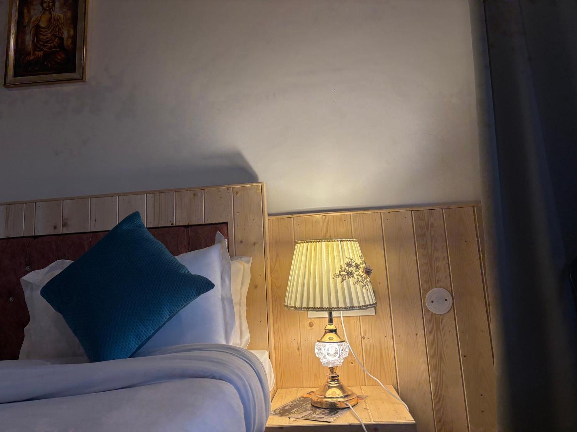 Urban Wave 2Bed Rooms By The North Edge Kasauli Dış mekan fotoğraf